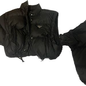 Prada re-nylon jacket - convertible puffer jacket to vest black new 2021